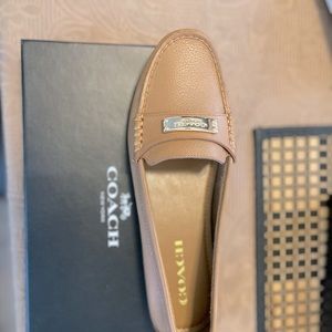 NEW IN BOX | Women’s Authentic Coach Fredrica Loafer, Ginger In Saddle Leather
